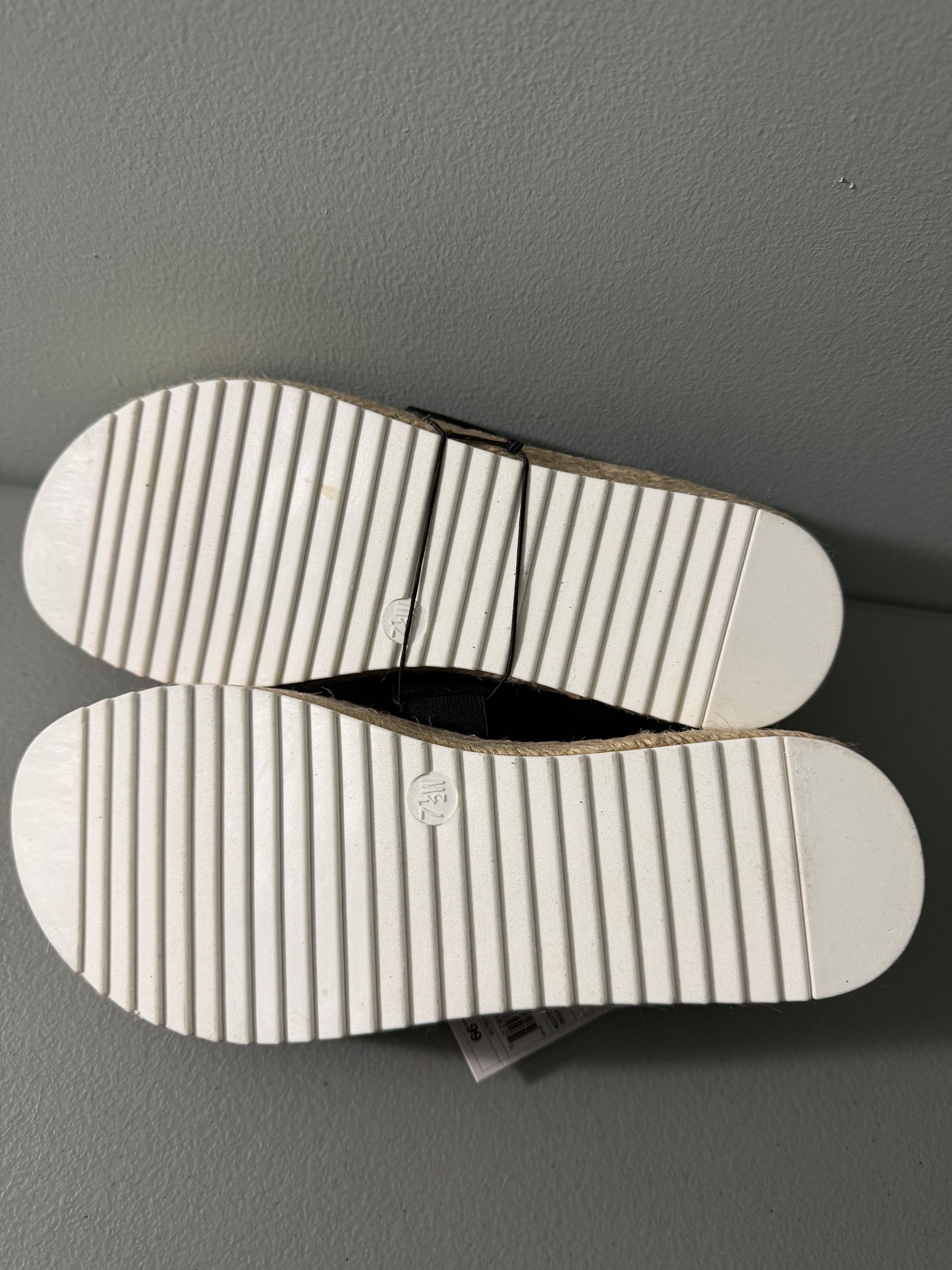 Universal Thread Women's Open Toe Annie Platform Wedge Slide Sandals