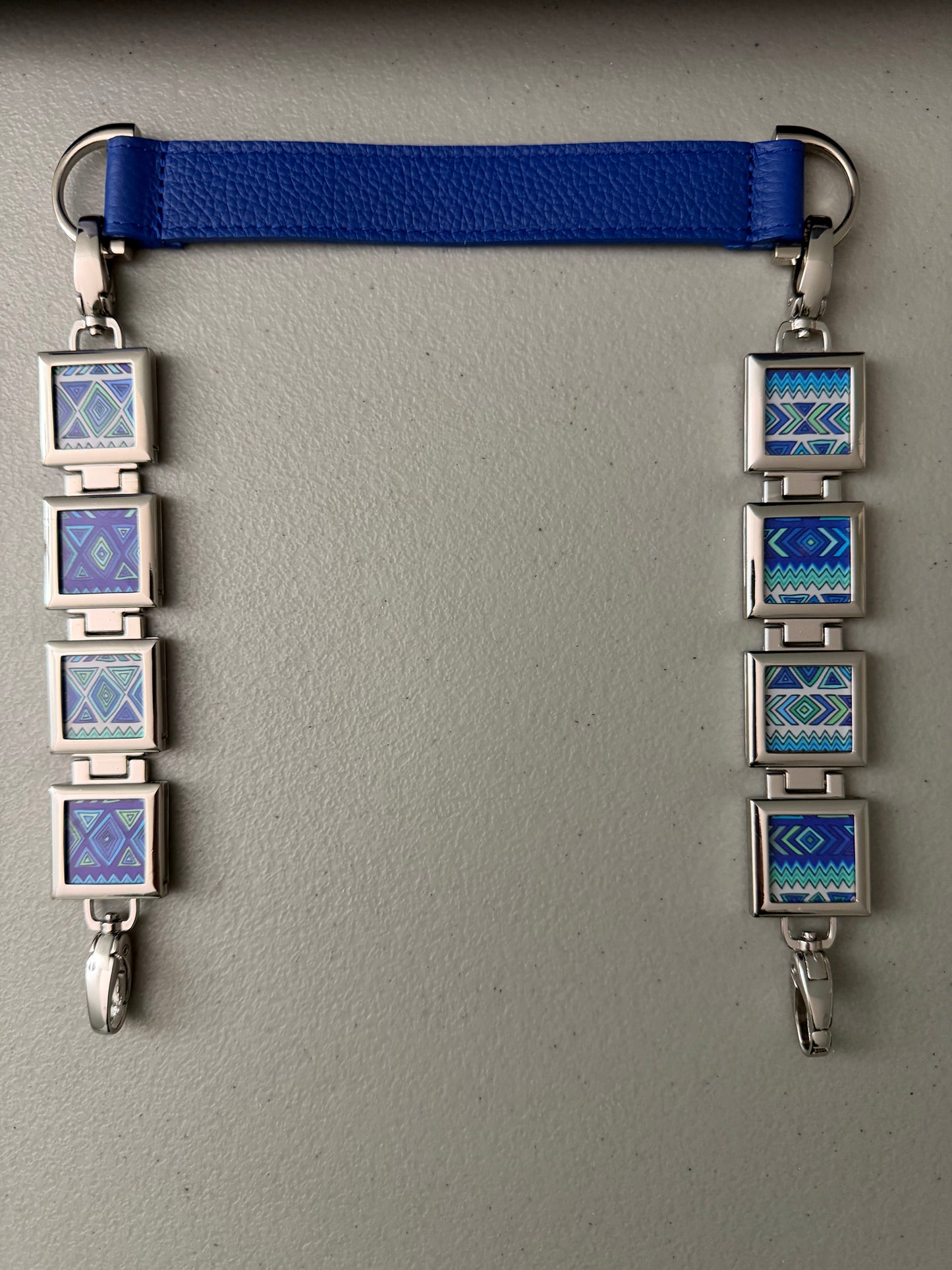 Vanna Luu Blue Leather Shoulder Bag Removable Lockets Strap USA Made