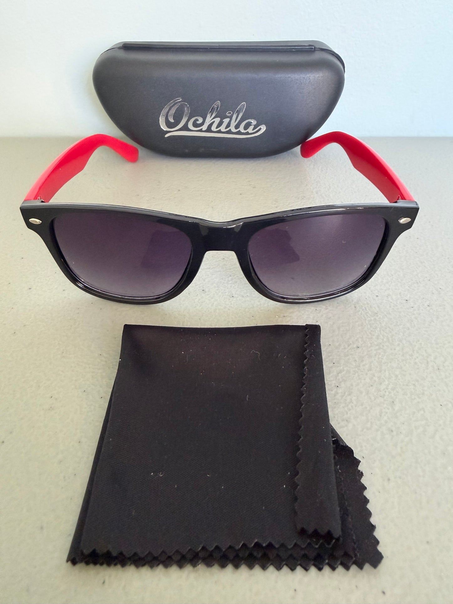 Retro Wayfarer-Style Sunglasses for Men and Women Acetate Frame
