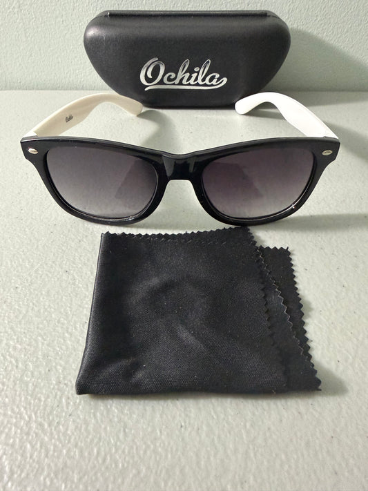 Ochila Two-Tone Wayfarer Sunglasses UV400 Protection Set With Case