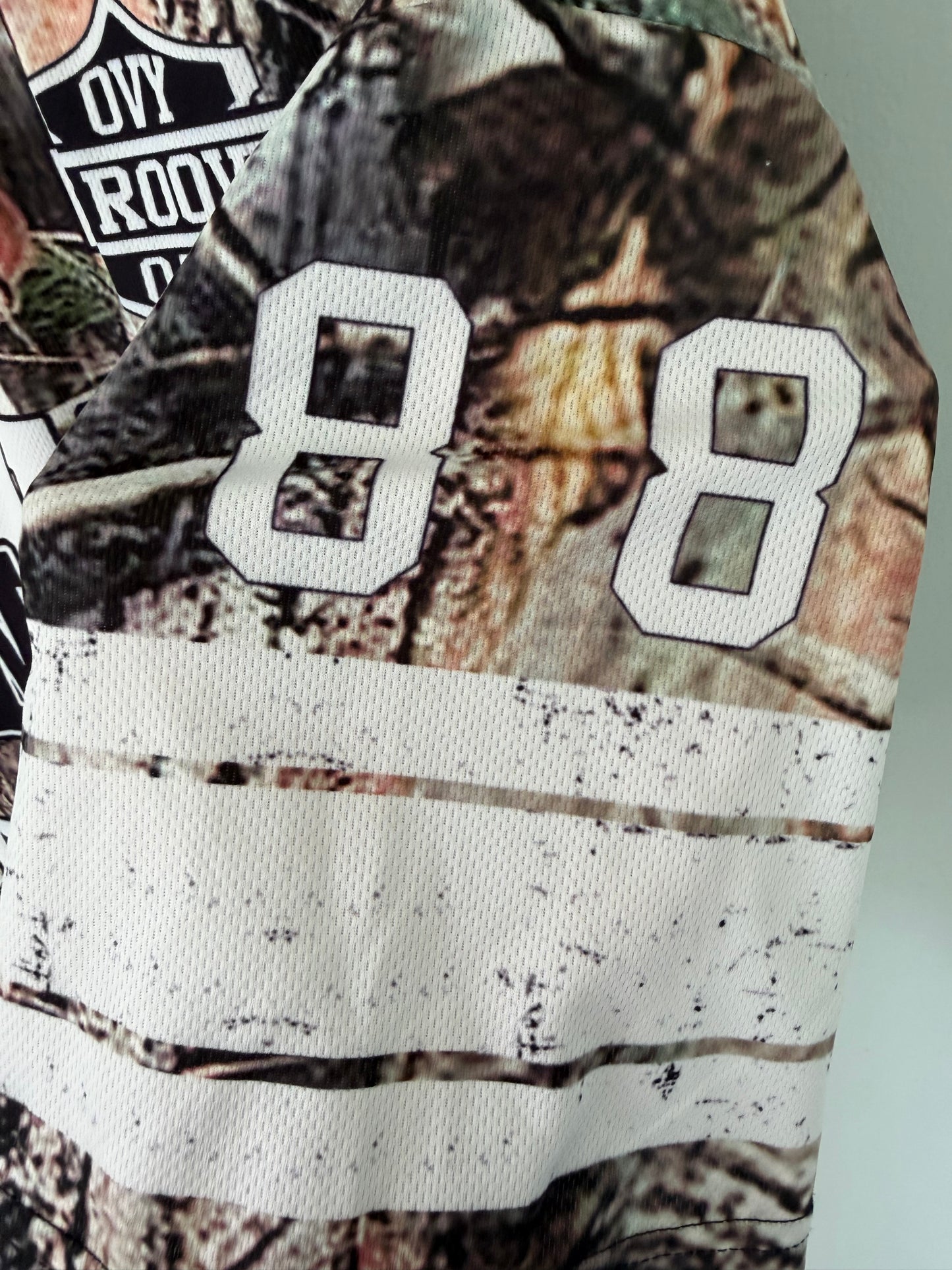 Romwe Legendra Genius Groovy 1983 Camo Tree Branch T-Shirt- Large 40