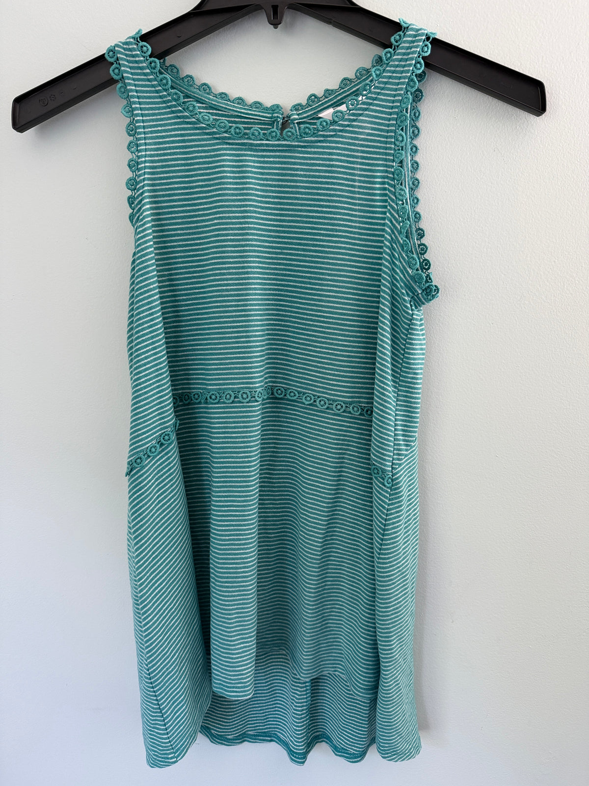 LC Lauren Conrad Green Striped Ruffle Trim Tank Top Women's Size XS