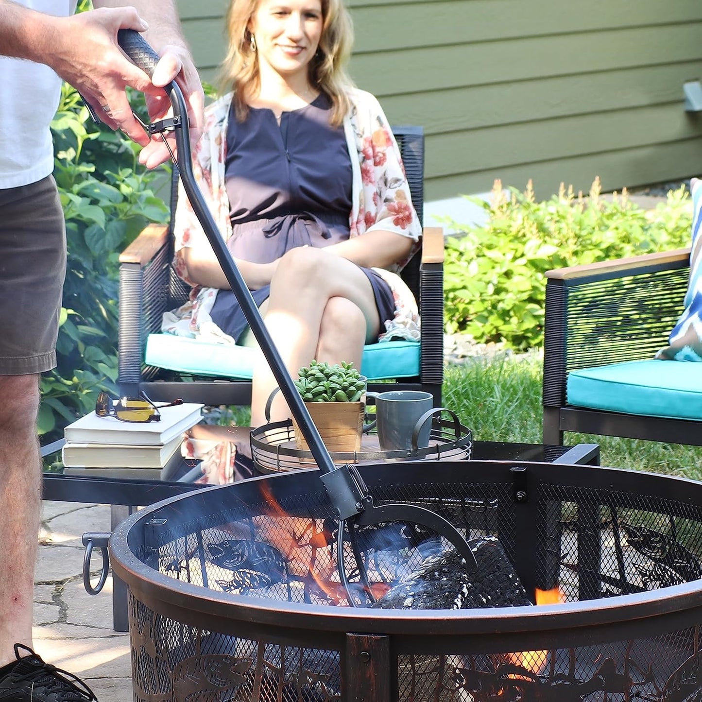 36-Inch Log Grabber Claw Tongs Fire Pit Tongs Spring Lever Action